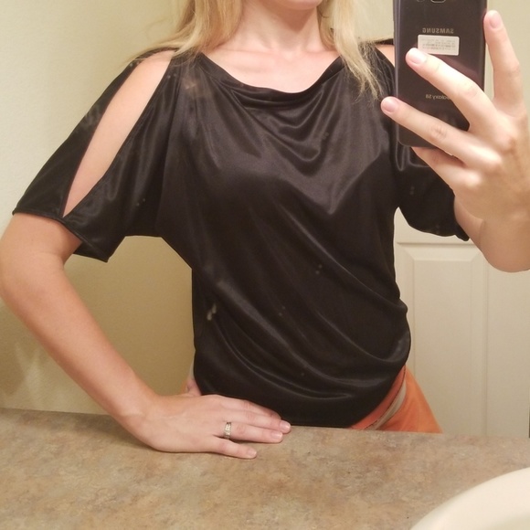 Black Rampage medium top - Picture 2 of 2